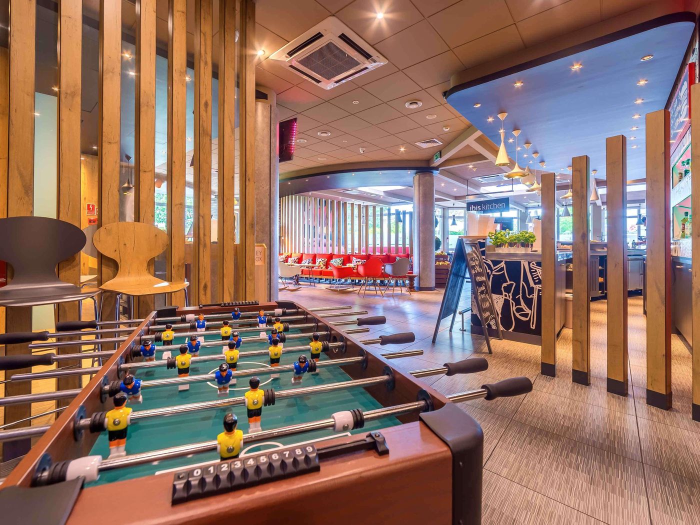 ibis-Warszawa-Ostrobramska-General-view-60