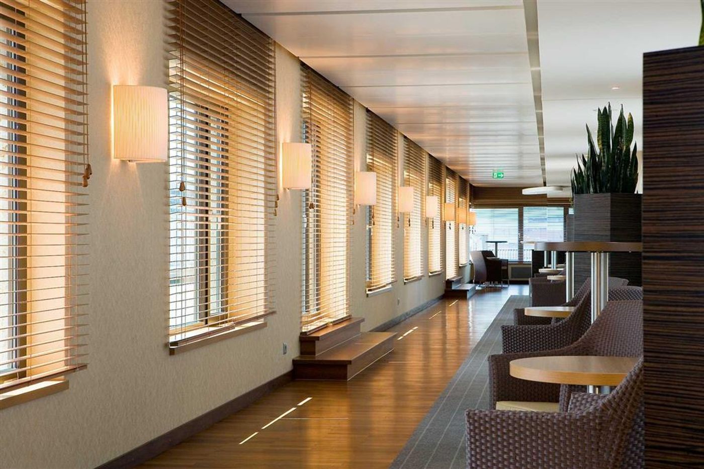 Novotel-Berlin-Am-Tiergarten-Lobby-14