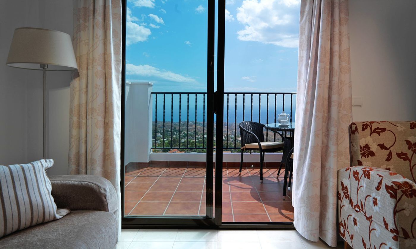 Macdonald La Ermita Club