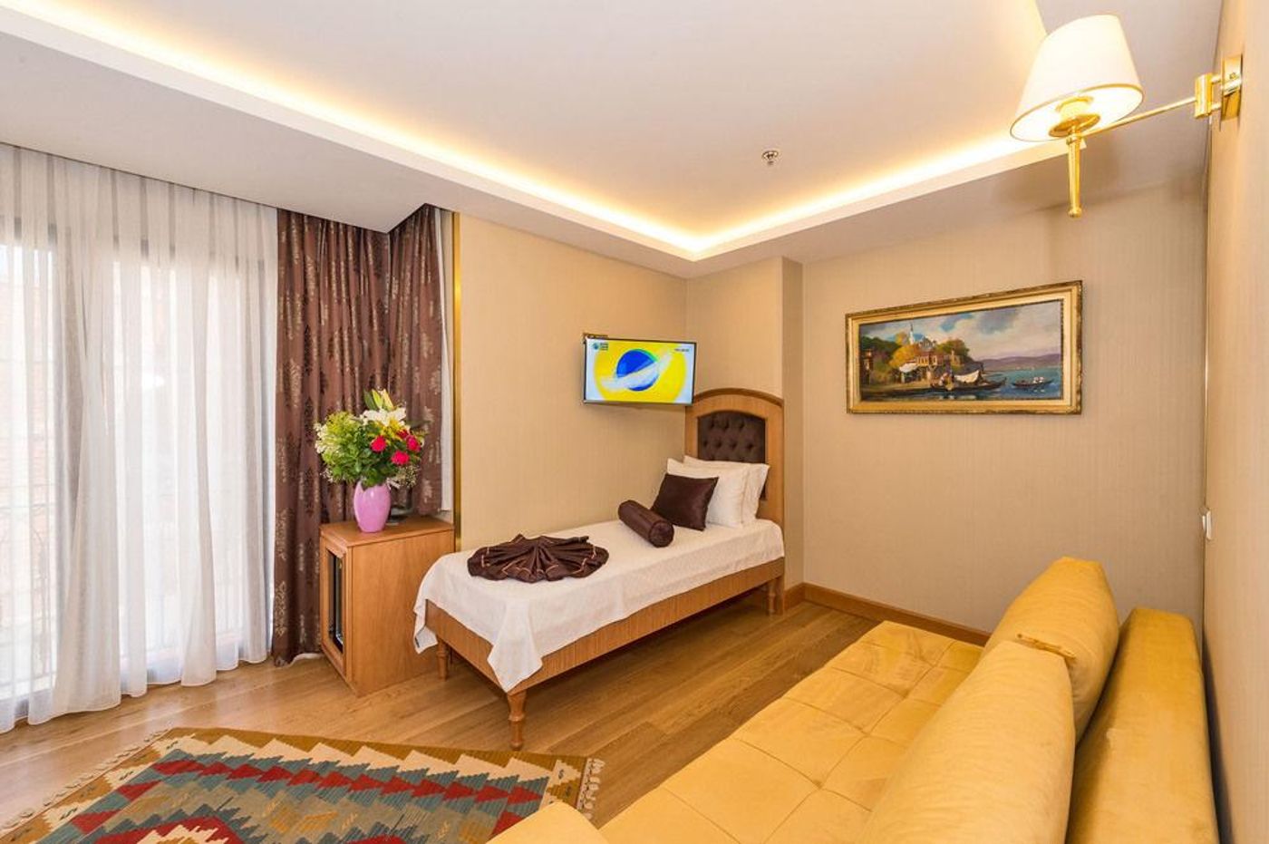 Aprilis-Gold-Hotel-Room-38