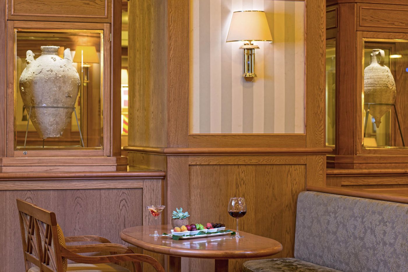 Grand-Kaptan-Hotel-Lobby-42