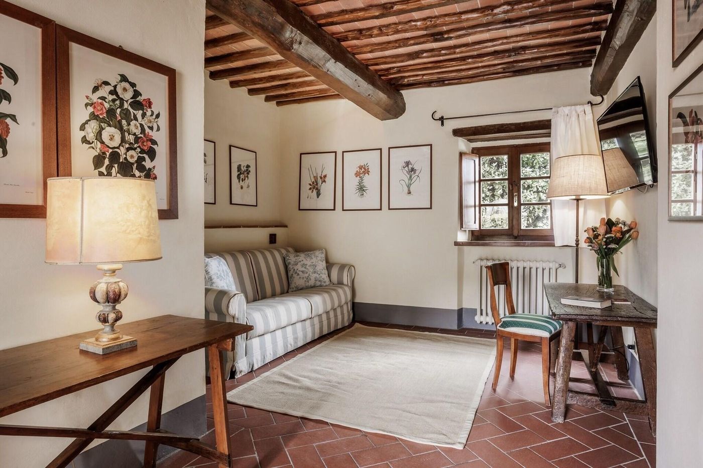 Il-Borgo-Di-Vescine-Room-4