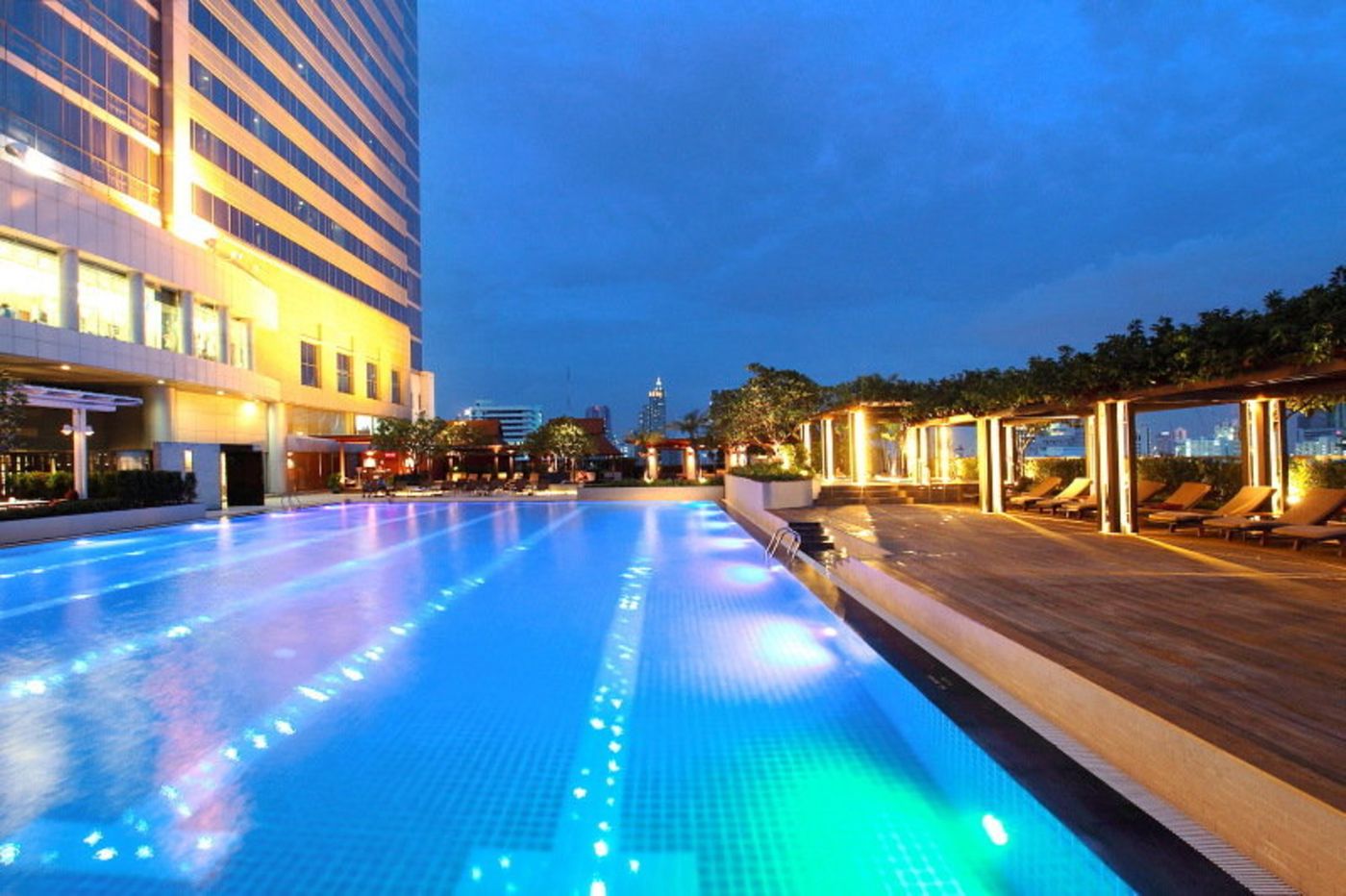 Pathumwan-Princess-Pool-70