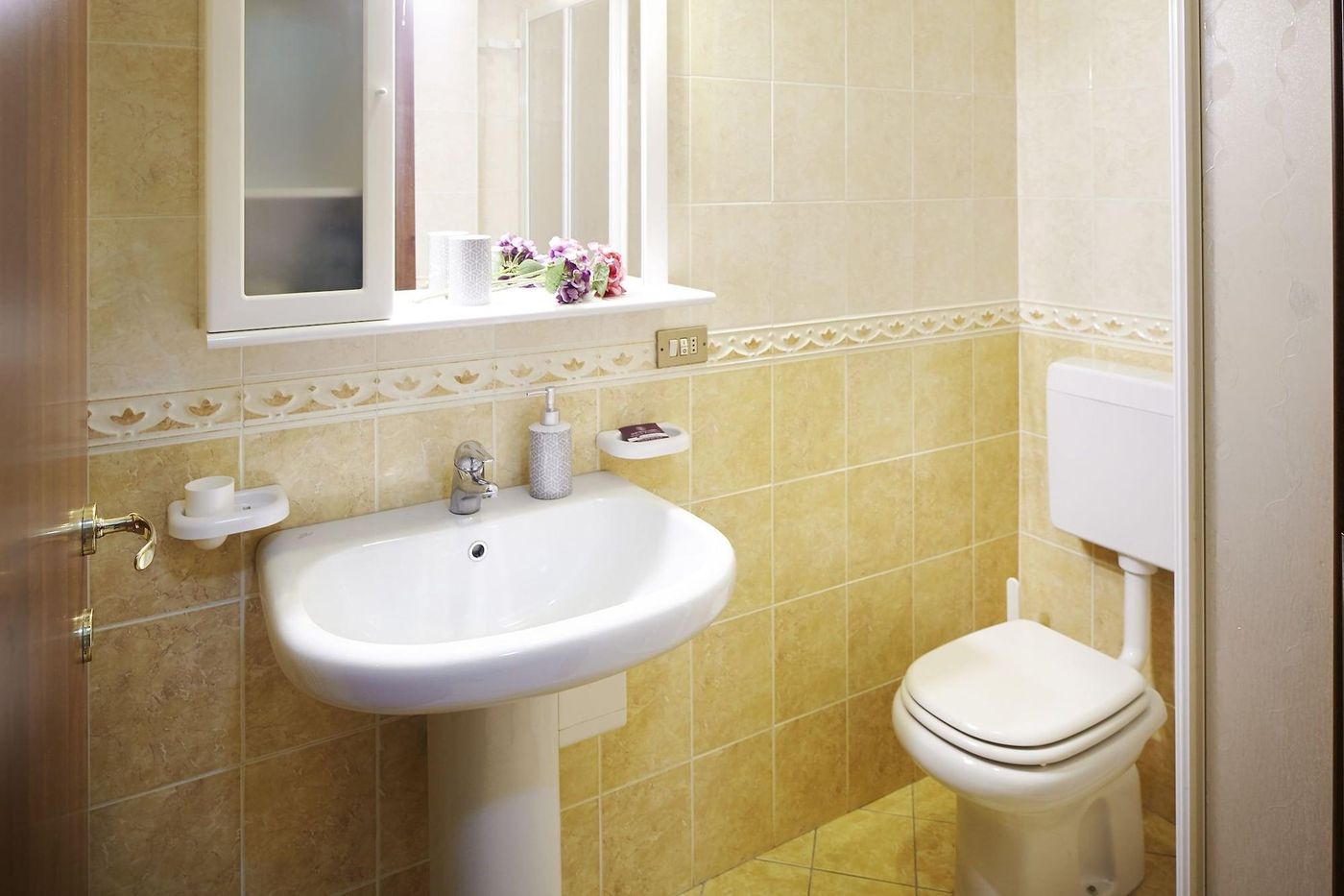 B&B I Portici-Italy-CERNOBBIO-Room-8