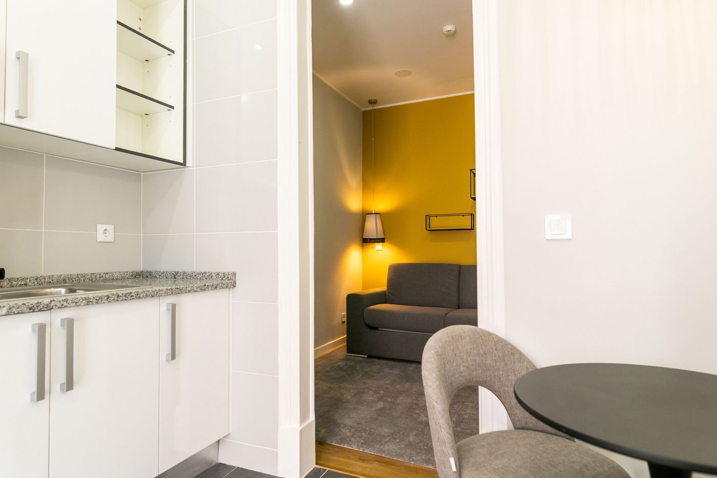 Lisboa-85-by-Ridan-Hotels-Room-12