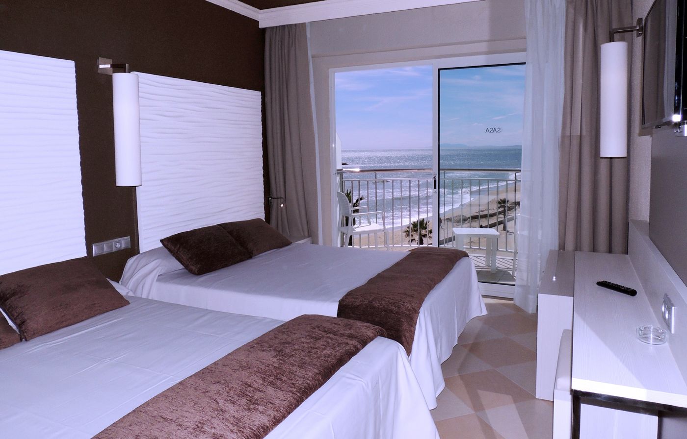 Augustus-Hotel-Room-16