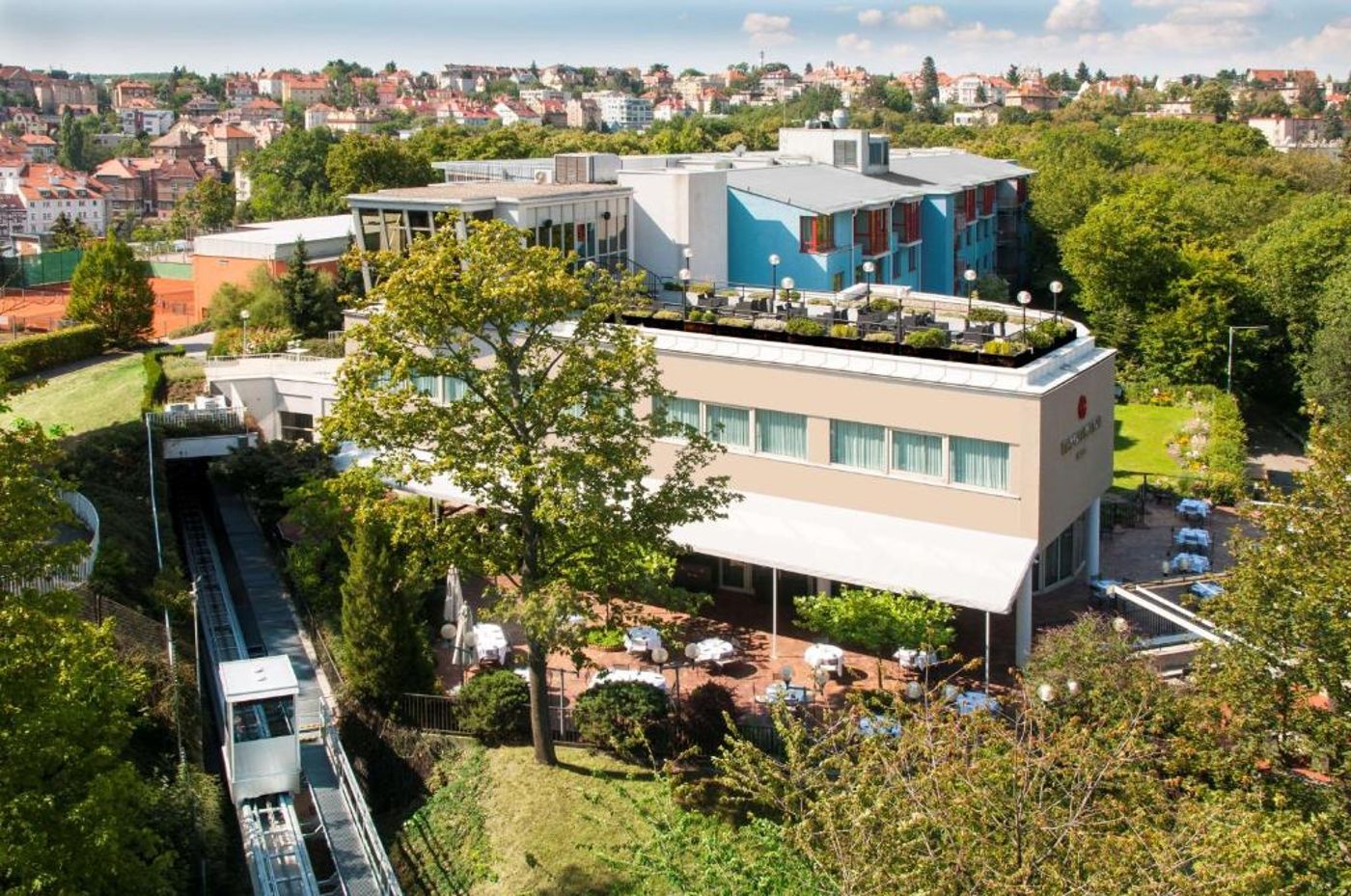 NH-Collection-Prague-General-view-2