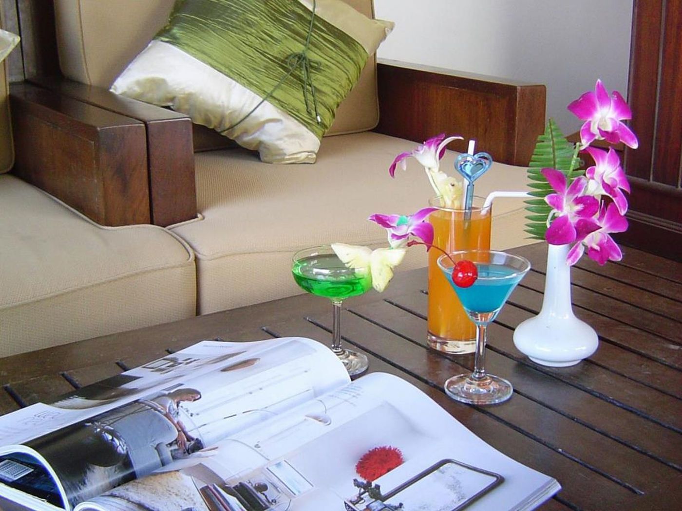 Sunset-Mansion-Lobby-5