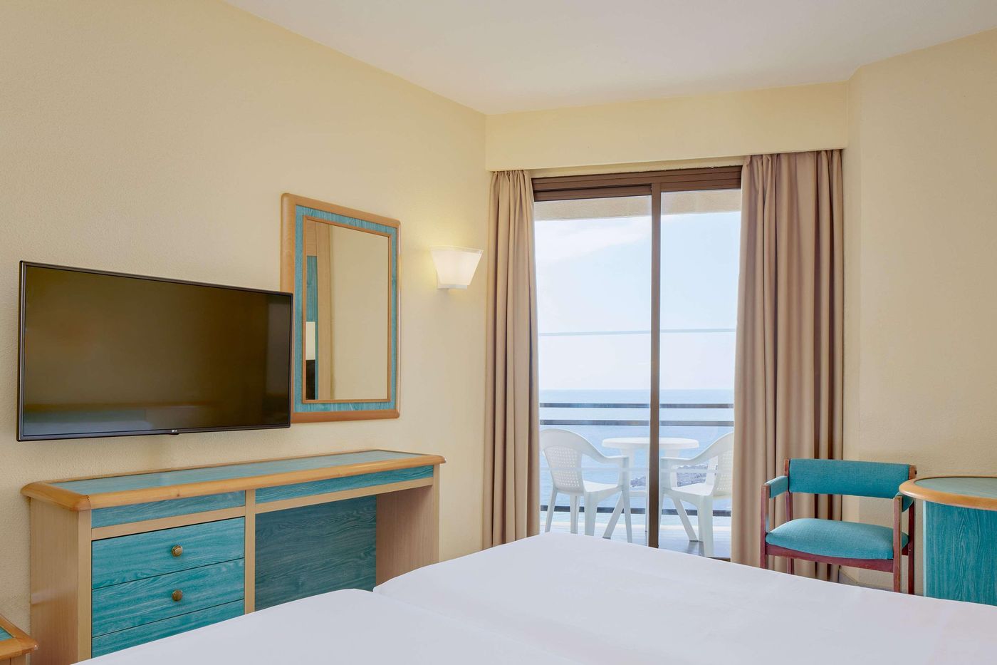 Sol-Tenerife-Room-18