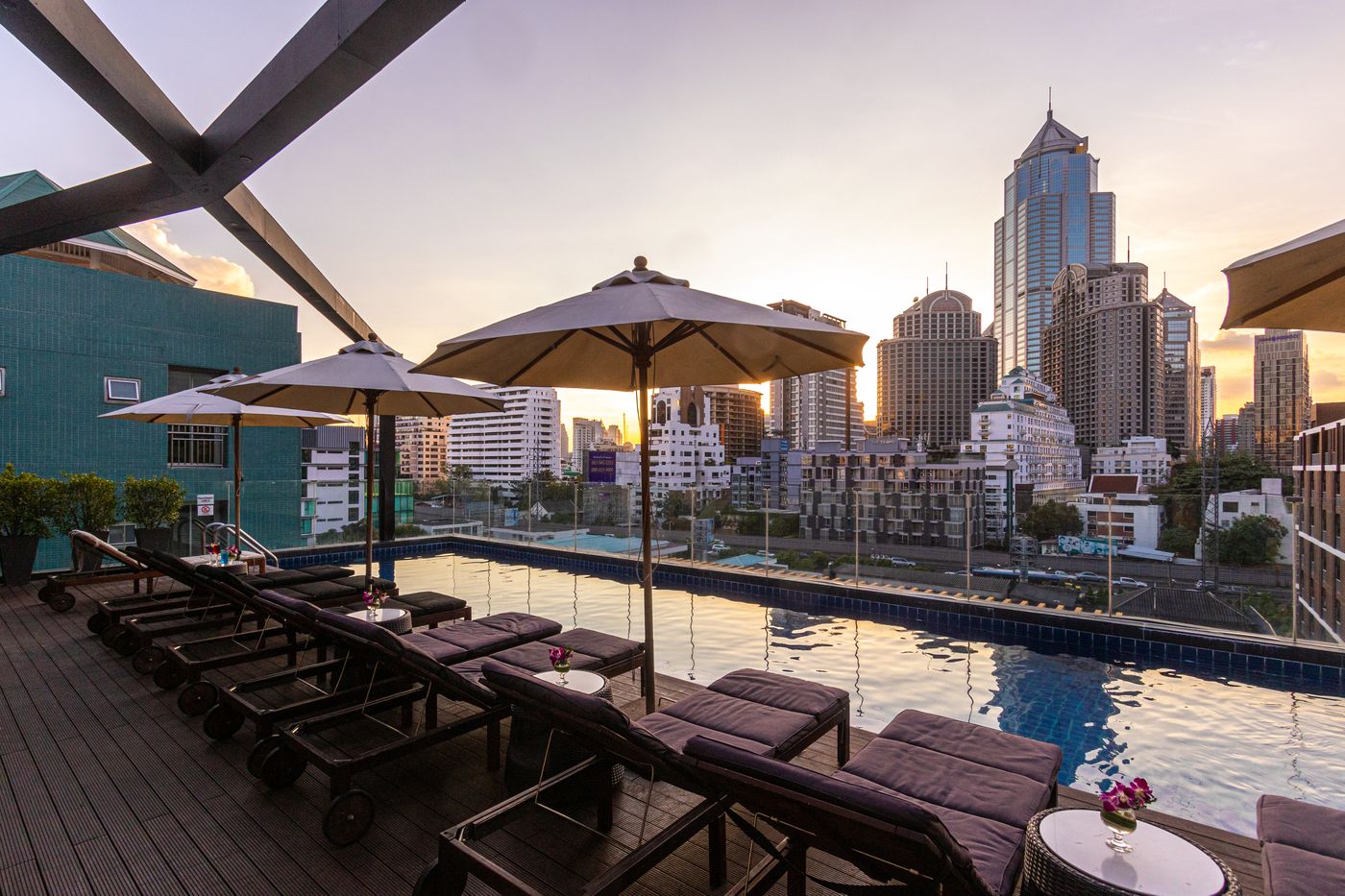 Icon-Bangkok-Pool-2