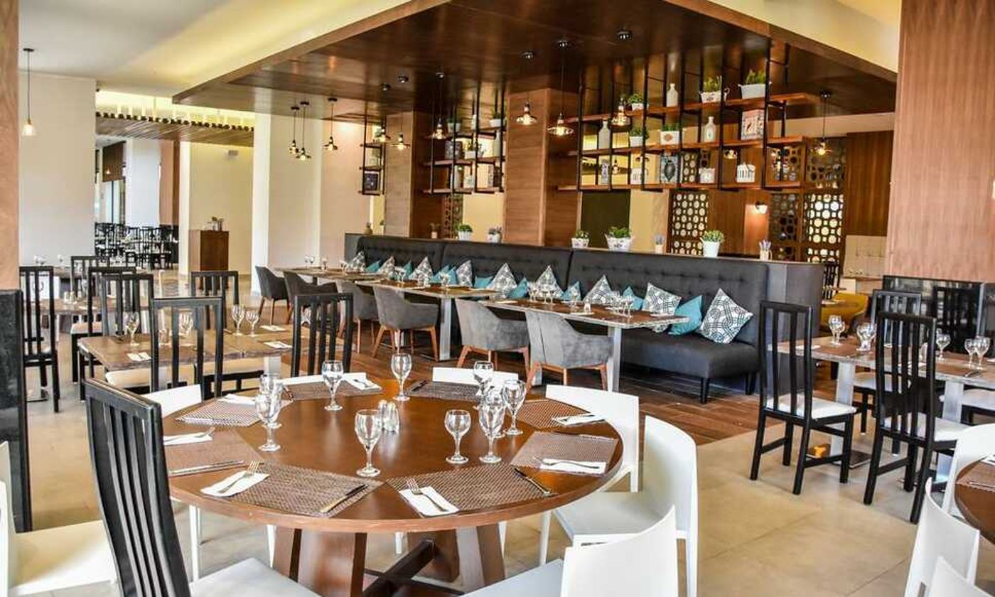 Sandos Playacar Beach Resort