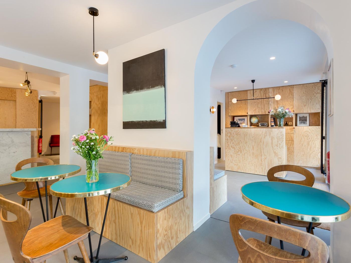 Montholon-General-view-1