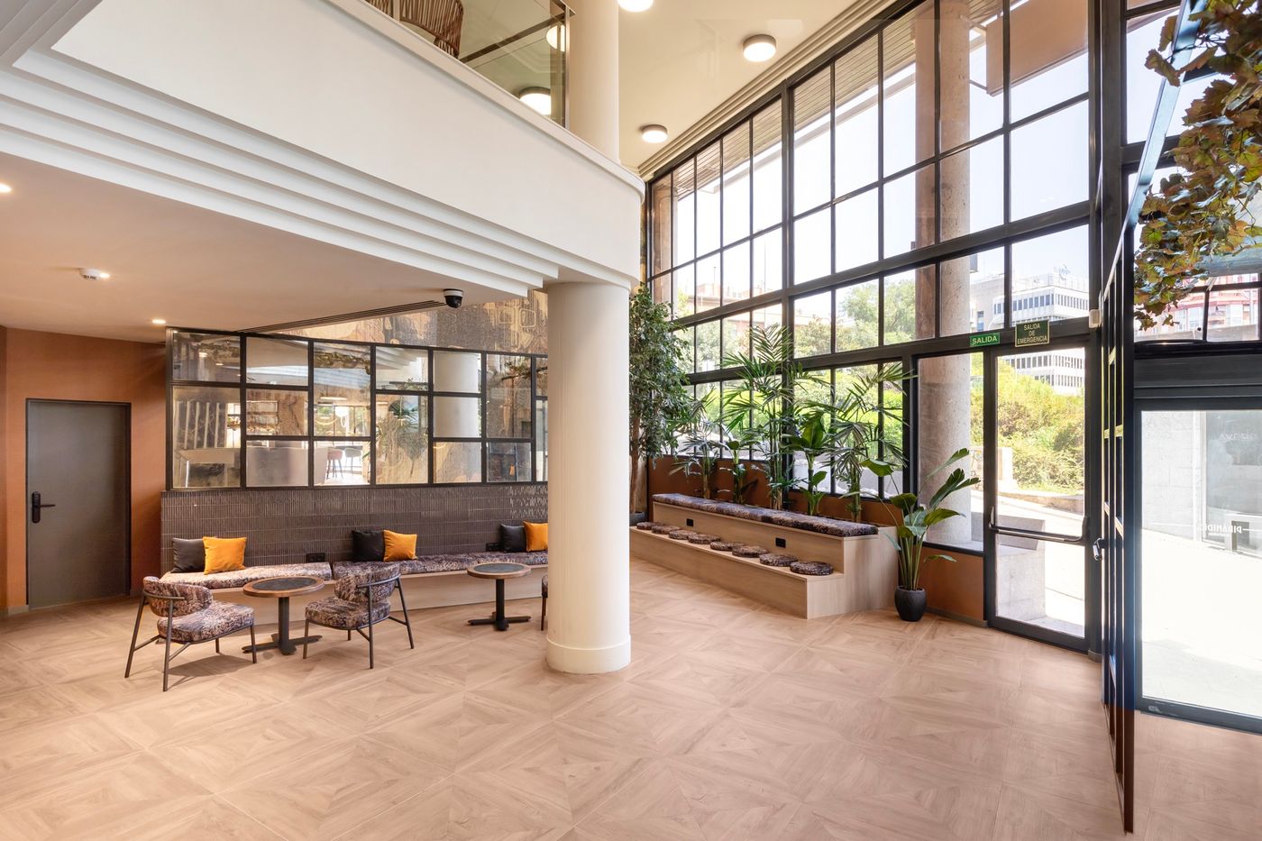 Acta-Piramides-Lobby-1