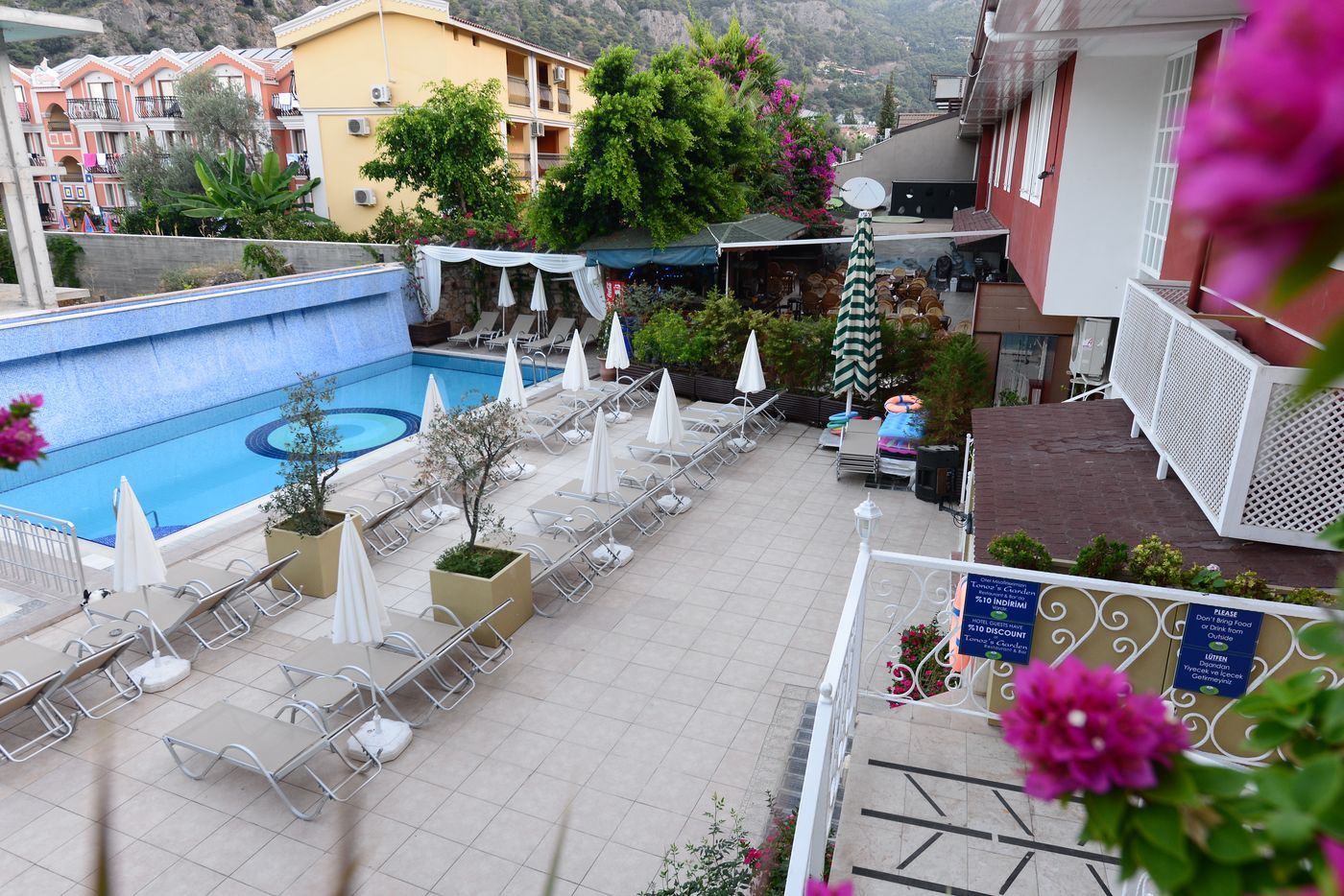 Tonoz-Beach-Hotel-General-view-1