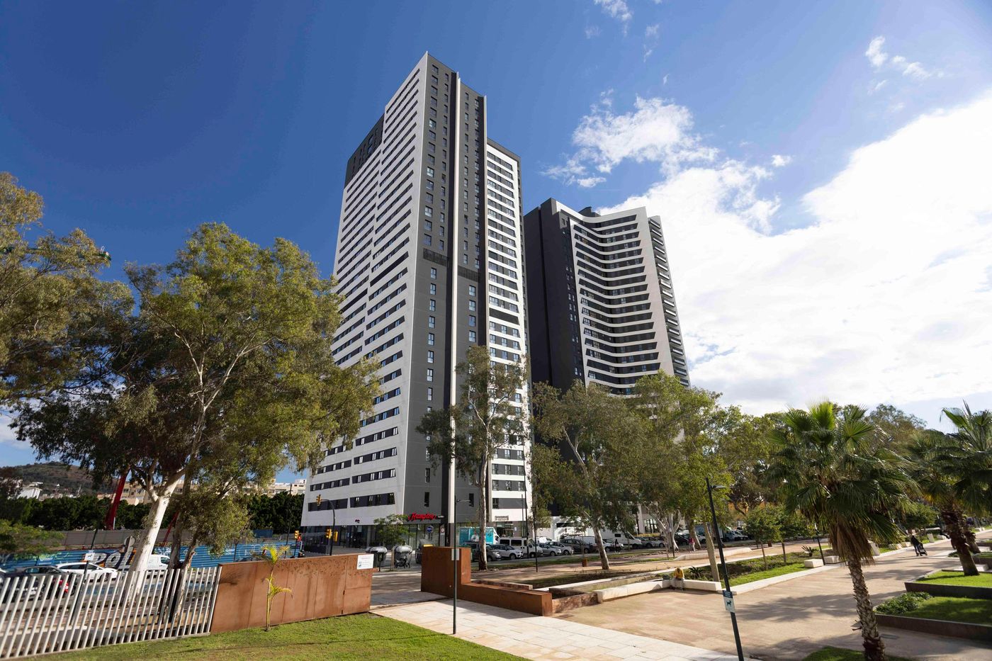 Hampton-By-Hilton-Malaga-Martiricos-General-view-2