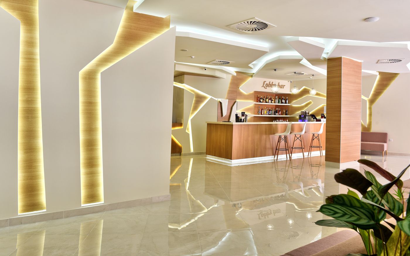 Grifid-Hotel-Foresta-Bar-10