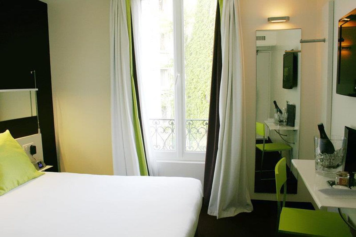 Best-Western-Hotel-Le-Montparnasse-Room-41