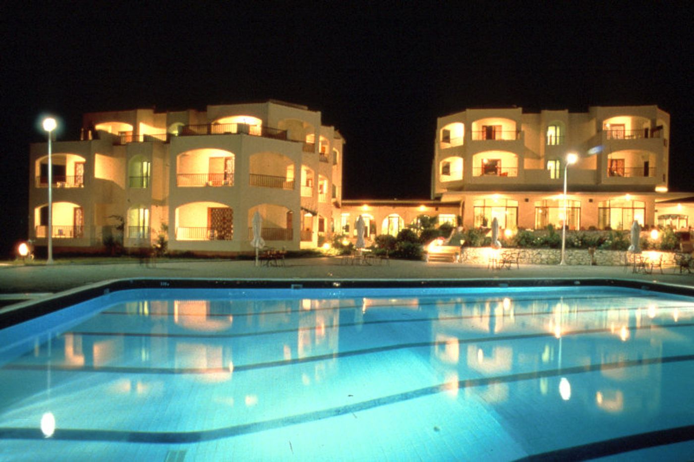 Caravel-Zante-Pool-6