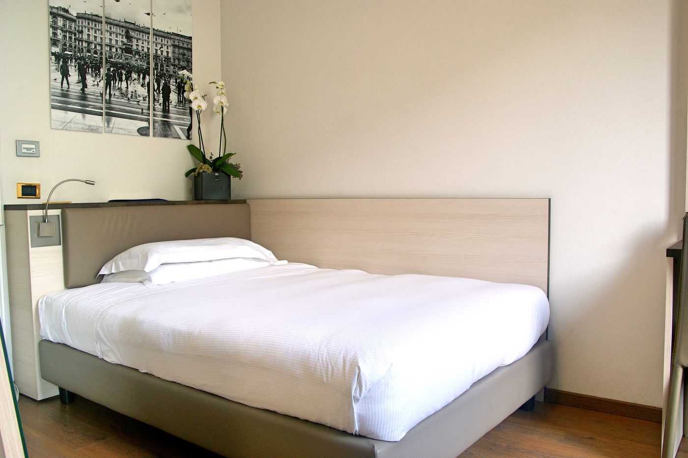 IH-Hotels-Milano-Puccini-Room-1