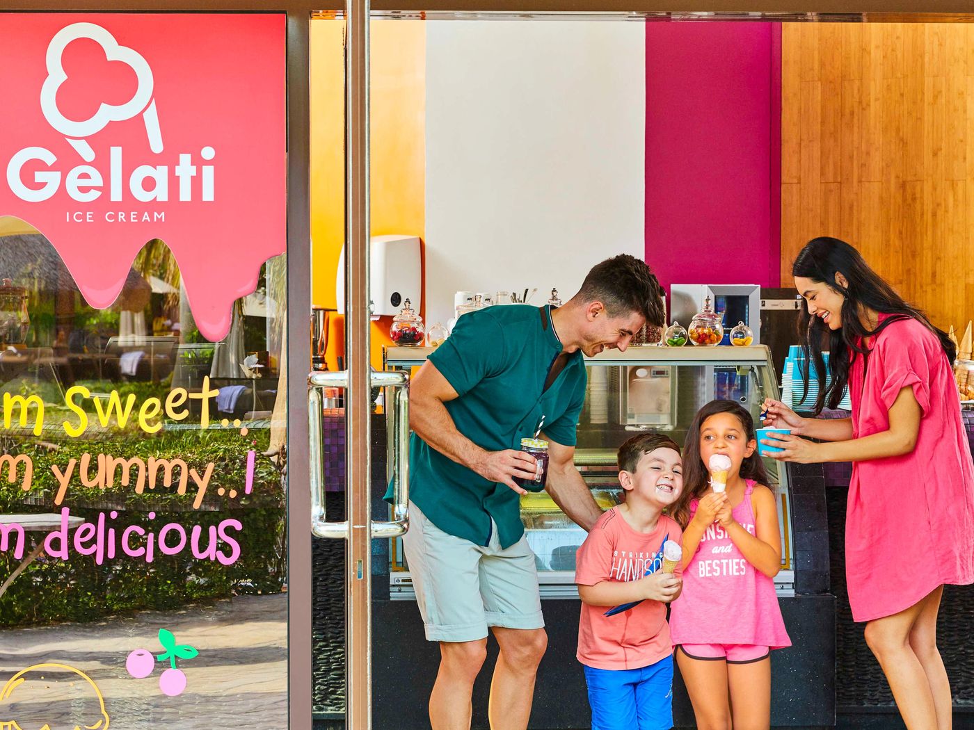 Sofitel-Dubai-The-Palm-Bar-63