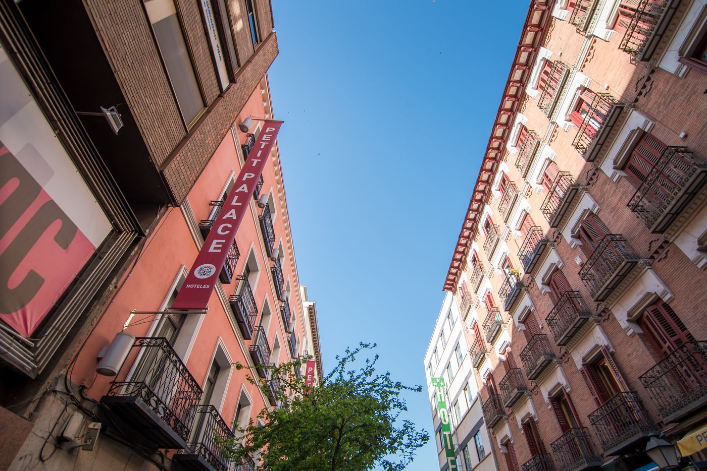 Petit-Palace-Tres-Cruces-Spain-General-view-7