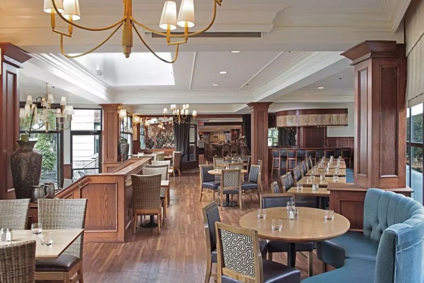 The-Sylvia-Restaurant-8