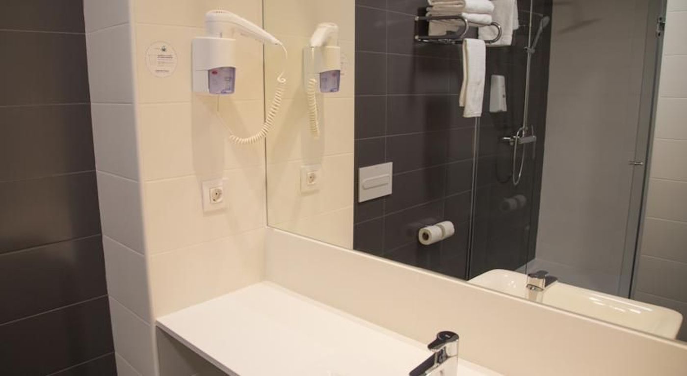 B&B Hotel Viladecans-Spain-VILADECANS-Room-8