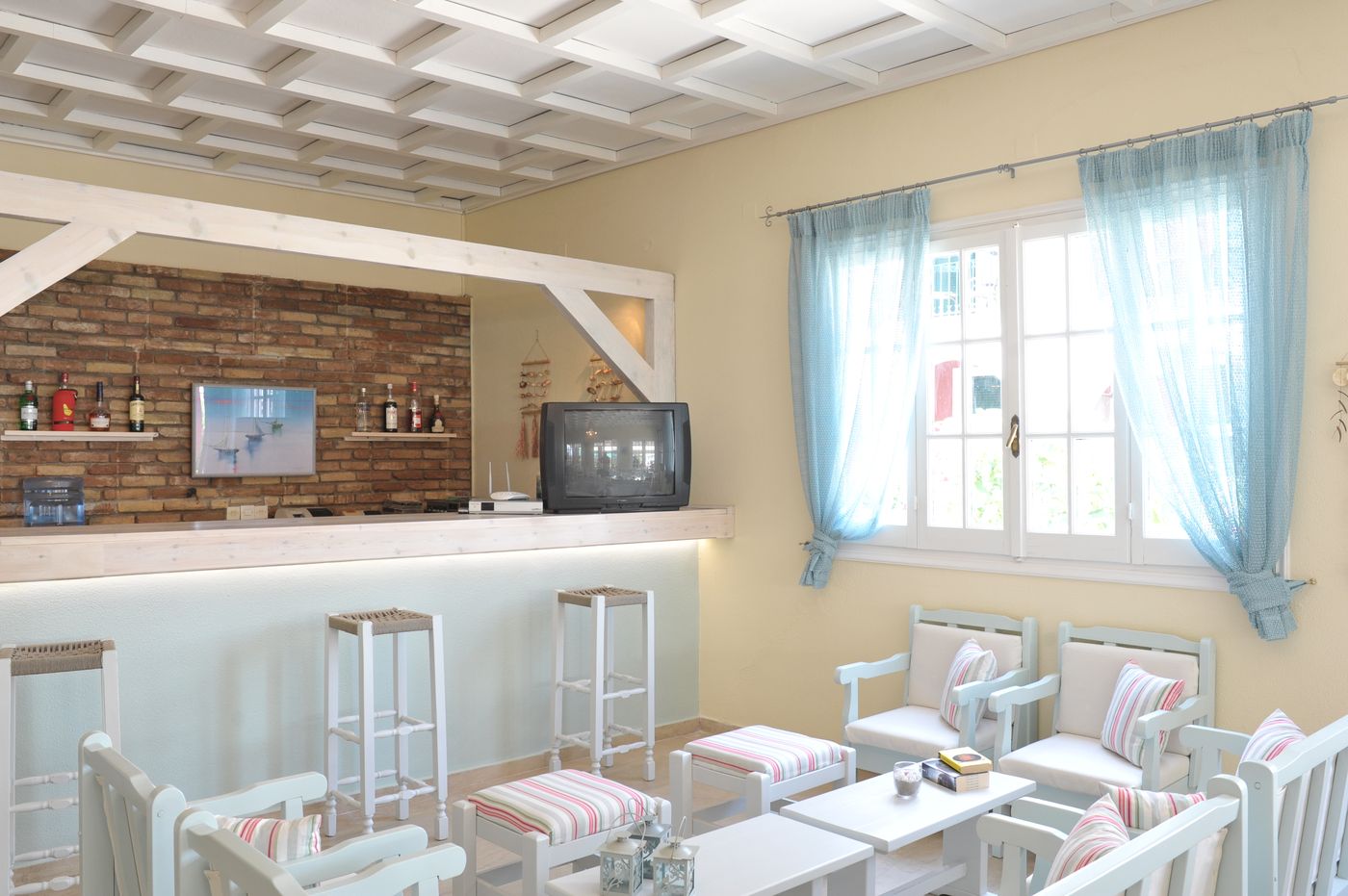 Iliada-Beach-Lobby-43
