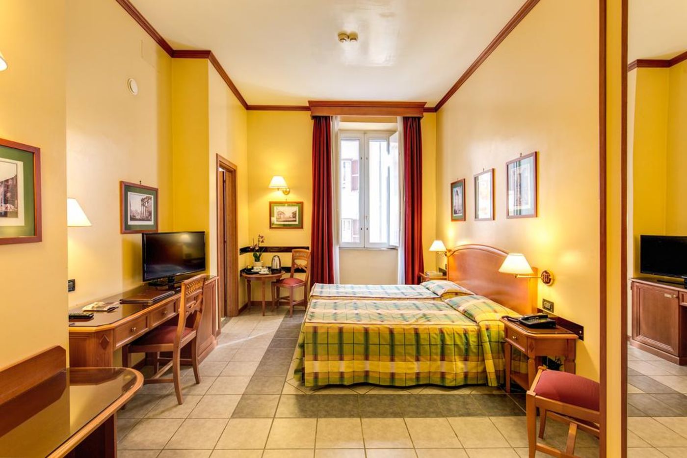 Hotel-Milani-Room-12