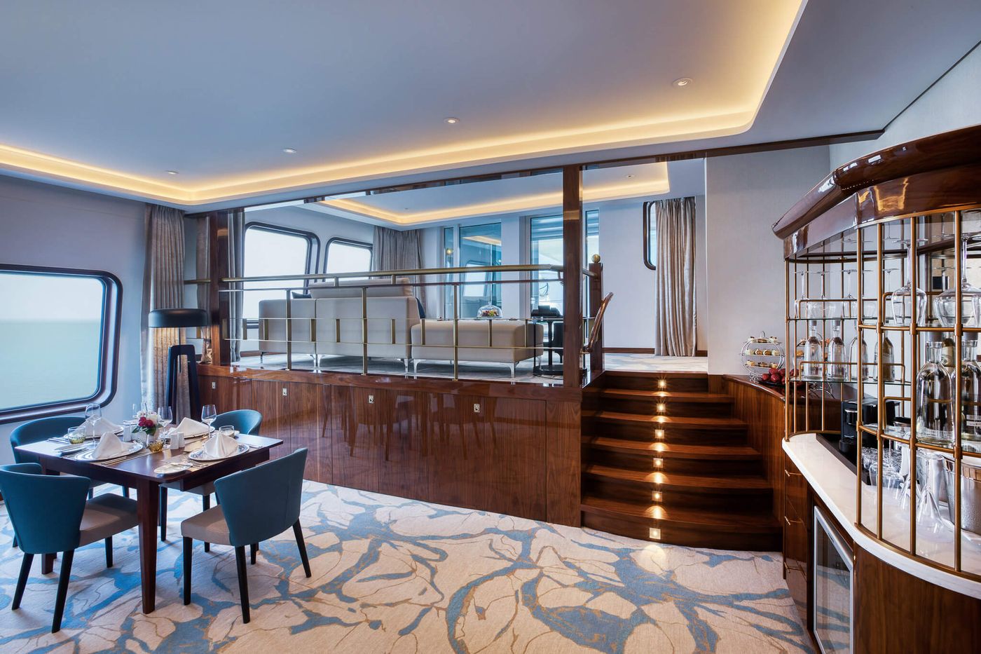 Queen-Elizabeth-2-Hotel-Room-64