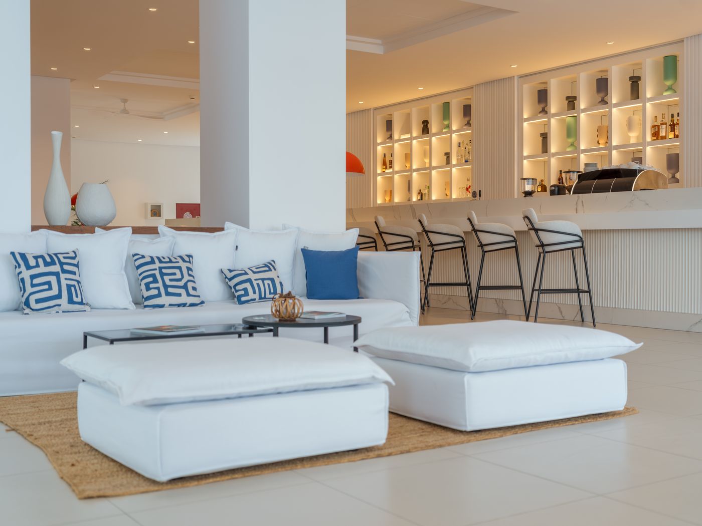 Grecotel-Margo-Bay---Club-Turquoise-Bar-59