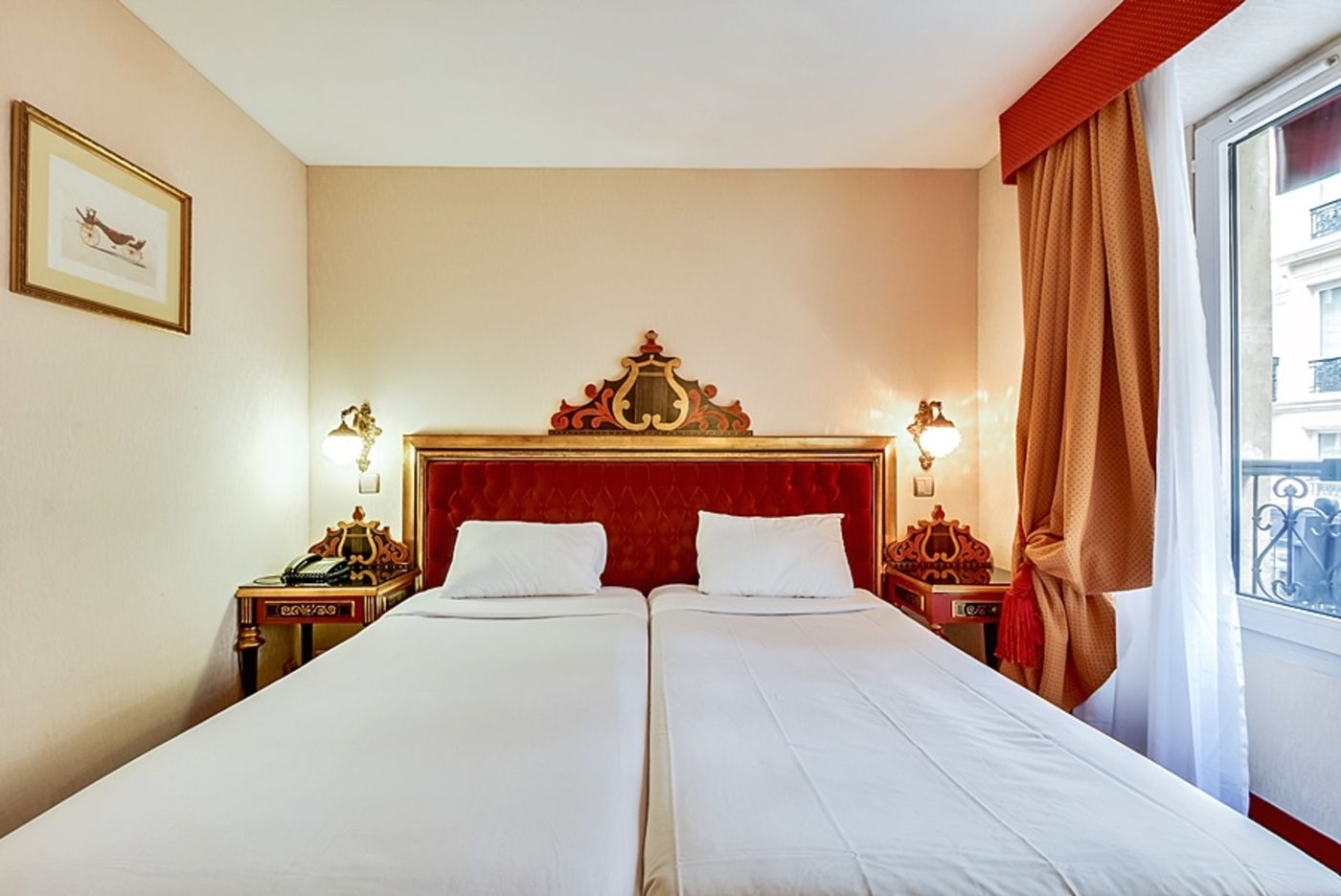 Villa-Opera-Drouot-Room-24