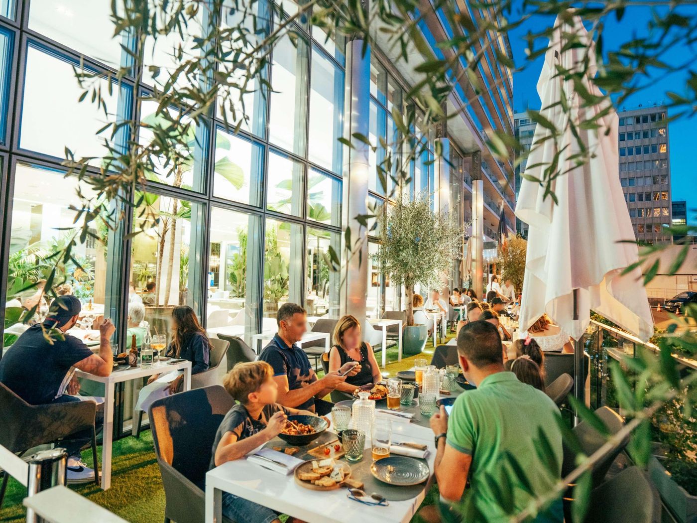 Pullman-Paris-Tour-Eiffel-Restaurant-67