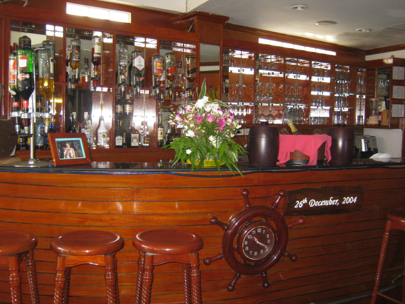 Orchid-Hotel-Kalim-Bay-Phuket-Bar-44