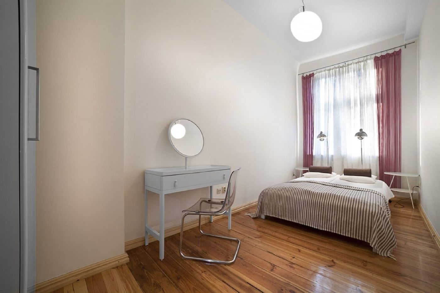 Apartamenty PomaraÅ„czarnia-Poland-POZNAN-Room-10