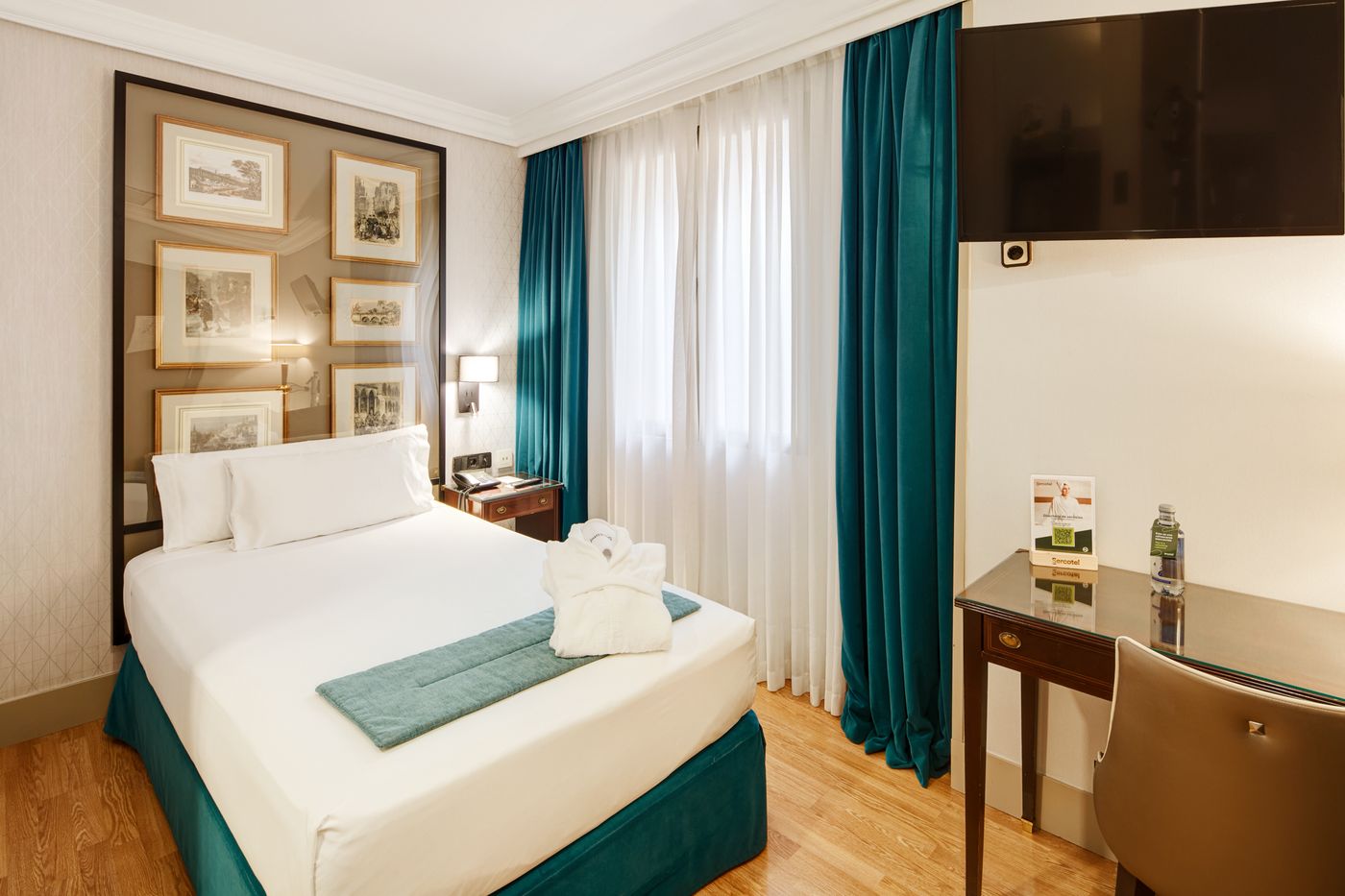 Sercotel-Gran-Hotel-Conde-Duque-Room-14