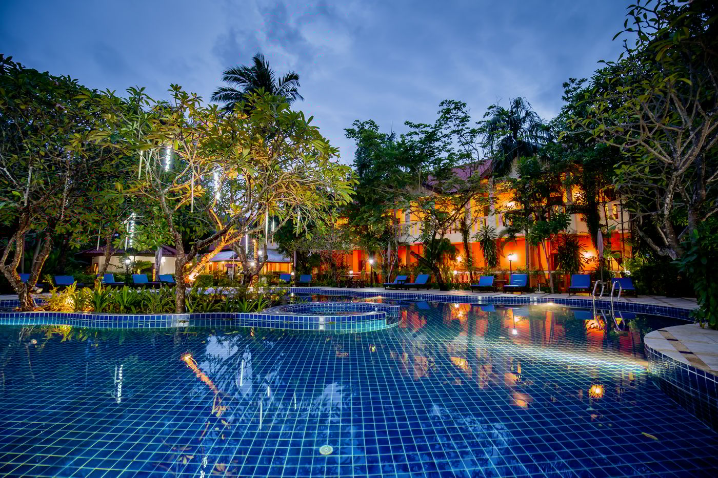 Hyton-Leelavadee-Pool-4