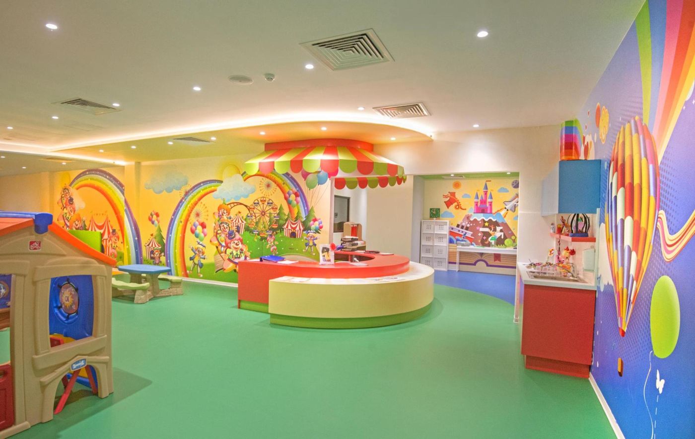 Adams-Beach-Hotel-Sports-and-Entertainment-67