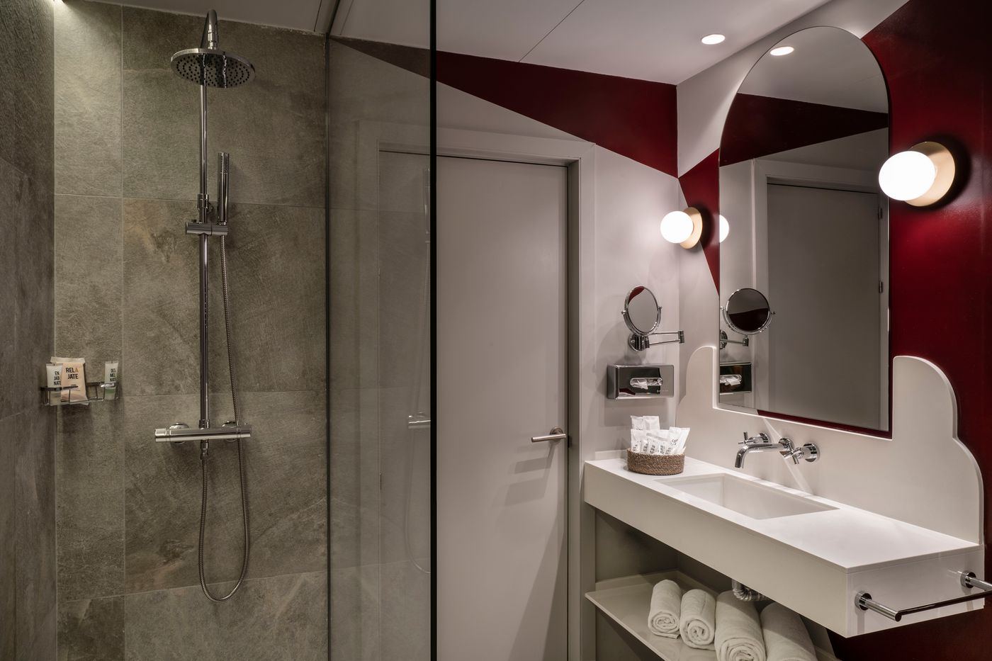 Vincci-Capitol-Room-51