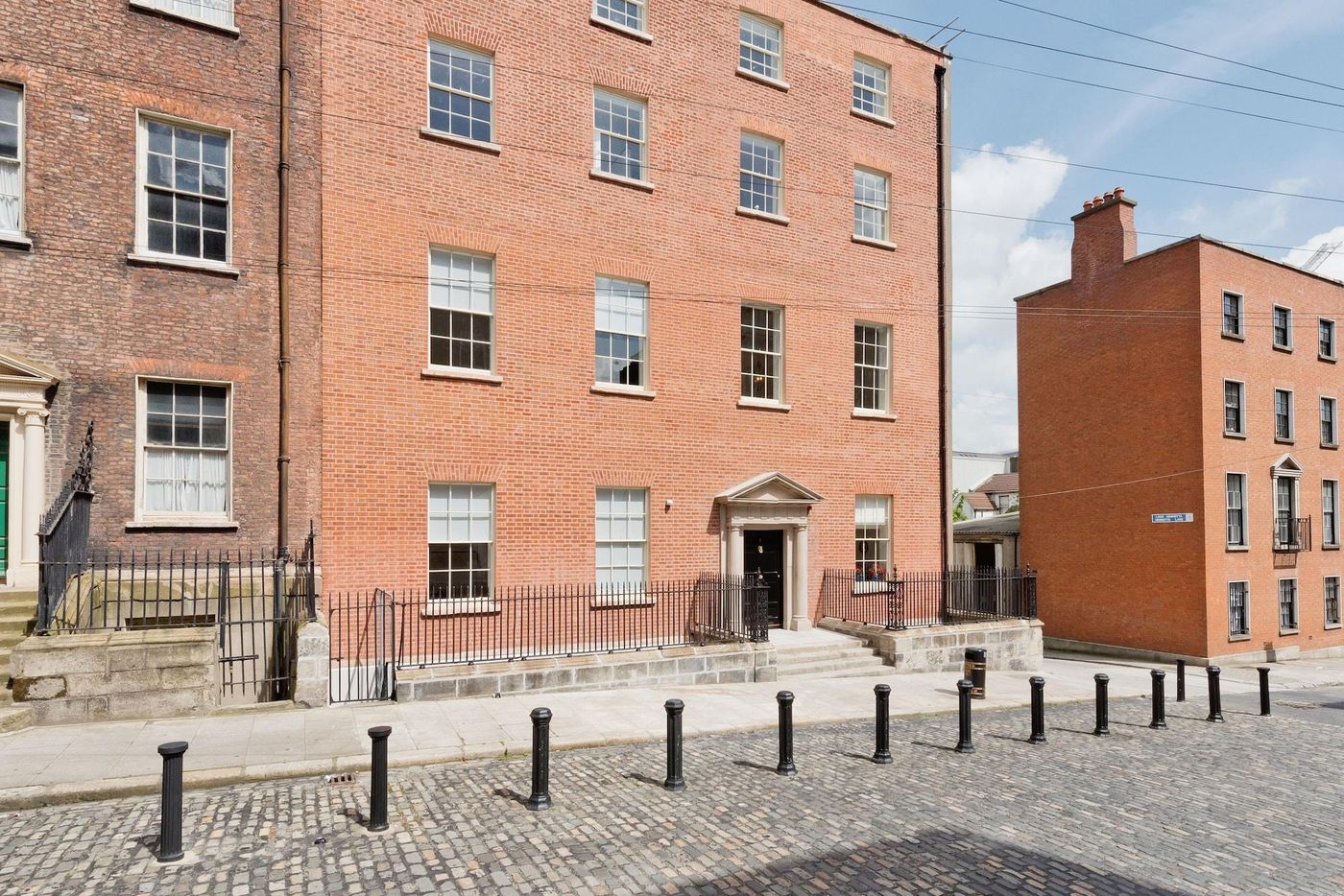 Henrietta-Suites-City-Centre-General-view-7