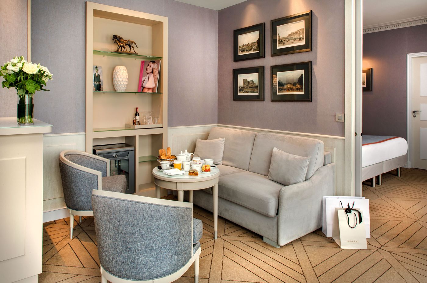 Rochester-Champs-Elysees-Room-7