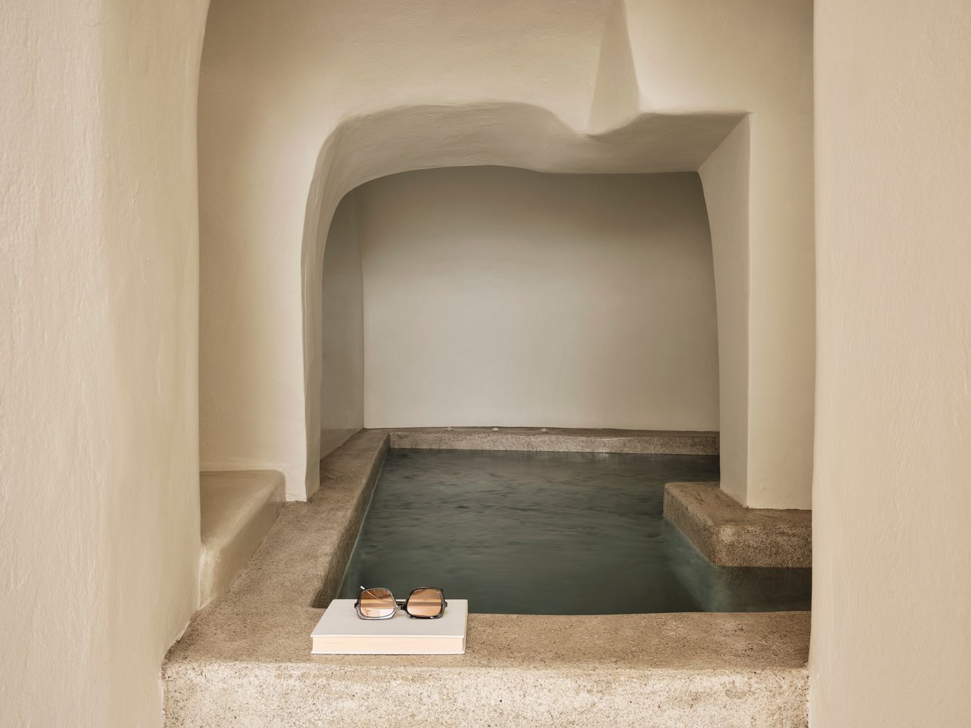 Andronis-Boutique-Room-50