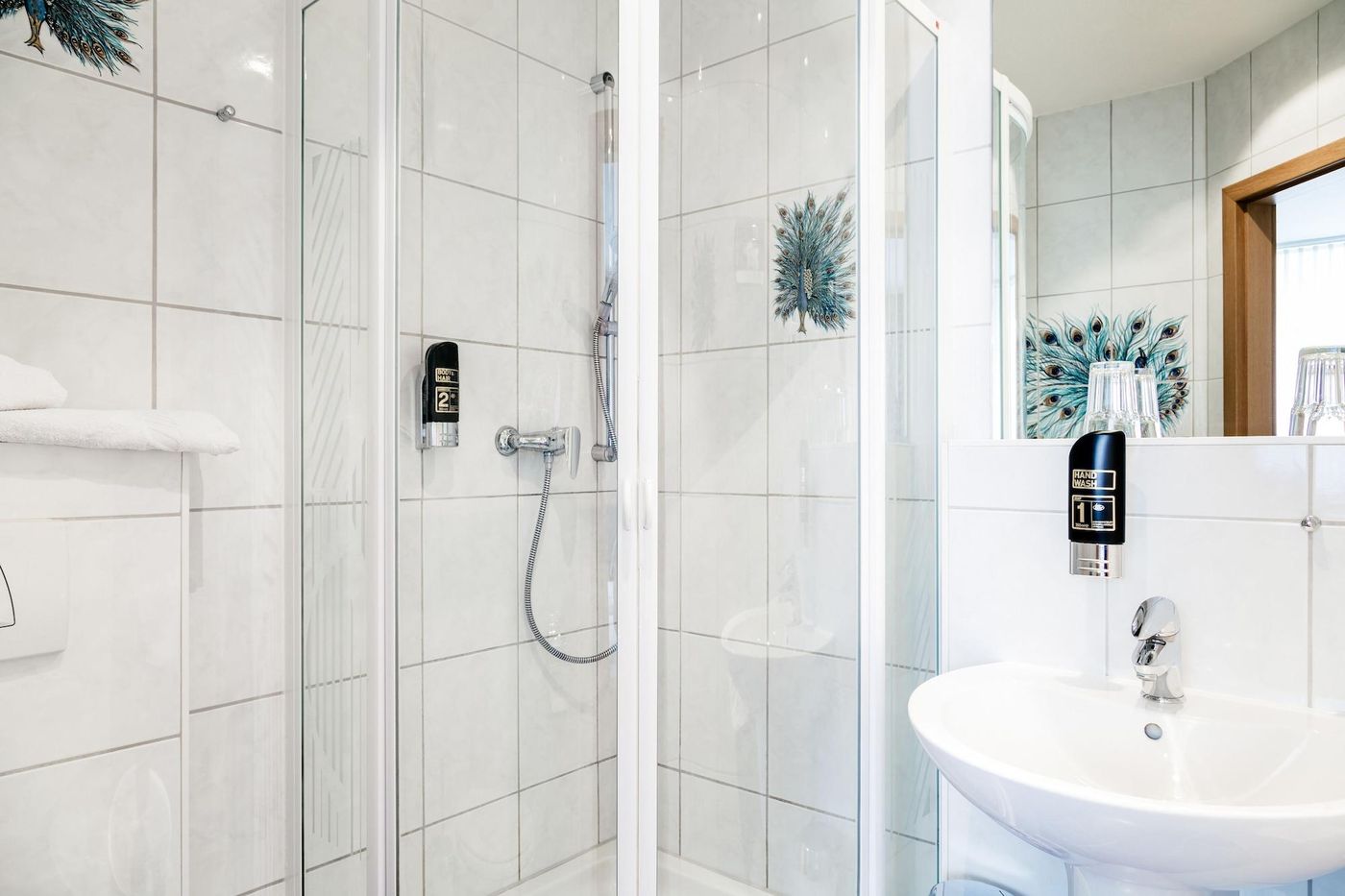 St Peter-Germany-NUREMBERG-Room-6