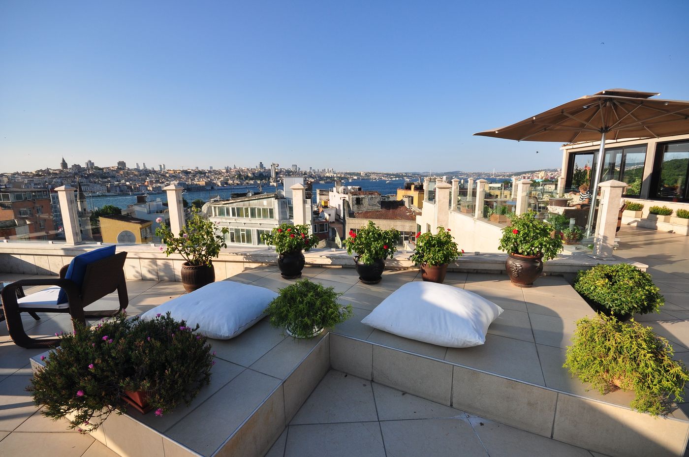 Neorion-Hotel-Terrace-38