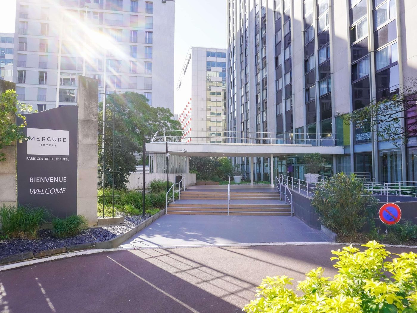 Mercure-Paris-Tour-Eiffel-Suffren-Room-5