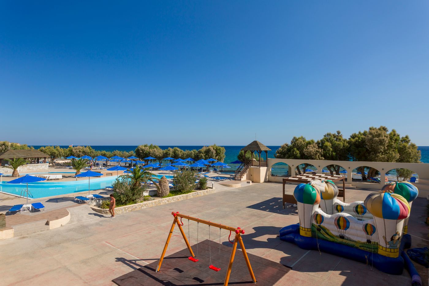 Dessole Blue Star Resort