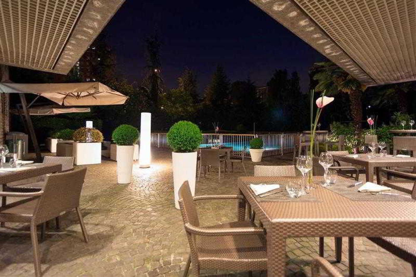 Novotel Milano Nord Ca Granda - Italy - MILANO - Terrace - 2
