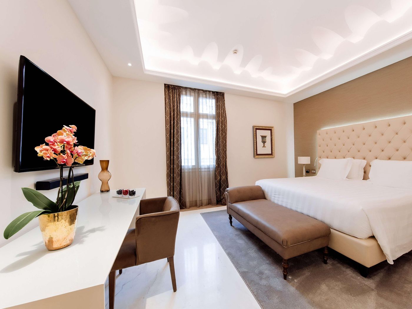 Aleph-Rome-Hotel--Curio-Collection-by-Hilton-Room-28