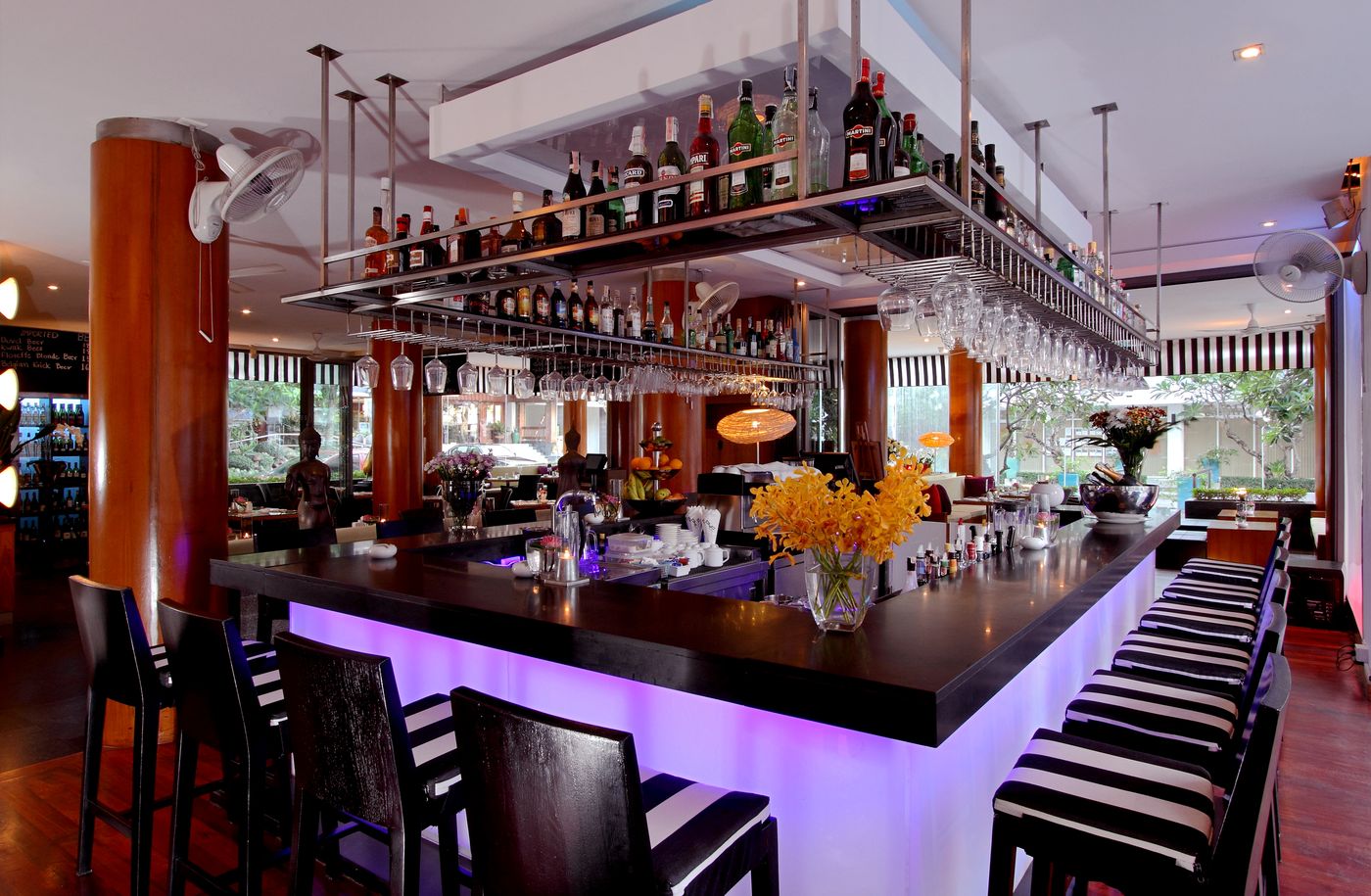 Bydlofts-Boutique-Hotel---Serviced-Apartments-Restaurant-27