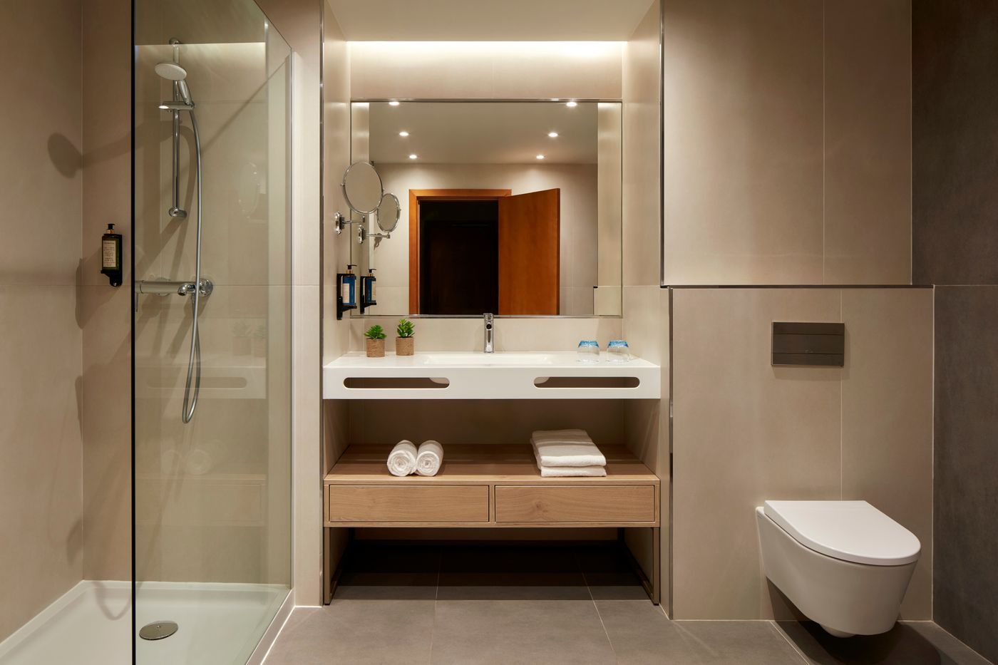 Dom-Jose-Beach-Hotel-Room-26